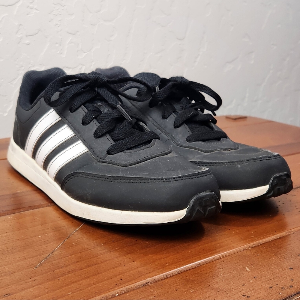 ADIDAS || Black and White Women's Sneakers